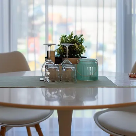 Astria Rosegold - Complex Novum Apartment *